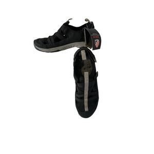 Khombu Sandals Womens Size 8 Black Altona Water Sandal Surfing New With Box
